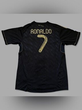 Adidas Cristiano Ronaldo Real Madrid 2011-2012 Soccer Football Jersey. Size XL.